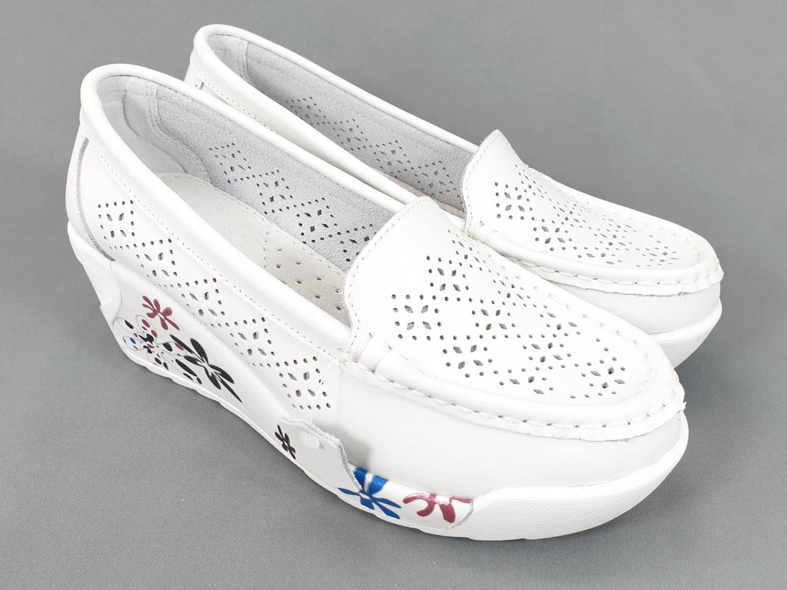 Pantofi dama piele albi Tina biashoes.ro imagine reduceri